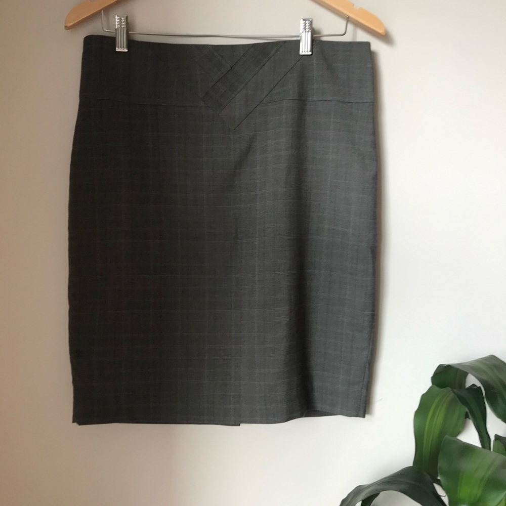 RW&CO - Dress skirt with lilac detailing